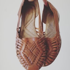 Naturalizer Shoes Size 6